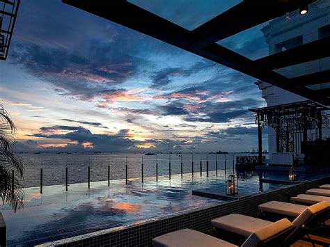 luxury hotel in manila|Iba pa.